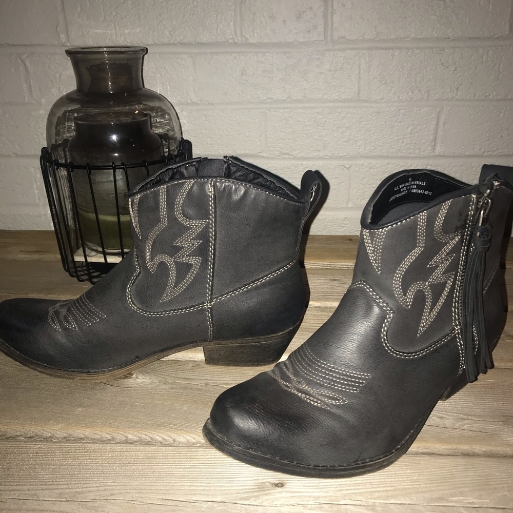 Cowgirl booties